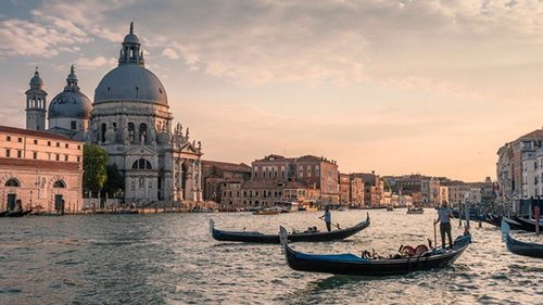 Венеция со следующего года введет плату за въезд