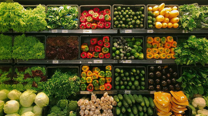 Как повлияет возможный запрет польских овощей и фруктов на цены в Украине: прогноз аналитика