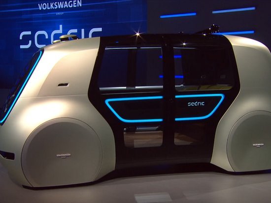 Компания Volkswagen показала первый беспилотный автомобиль (видео)