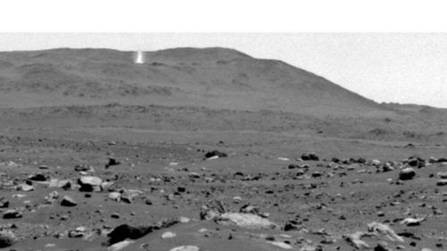 Марсоход Perseverance показал, как по Марсу бродит пылевой дьявол: его...