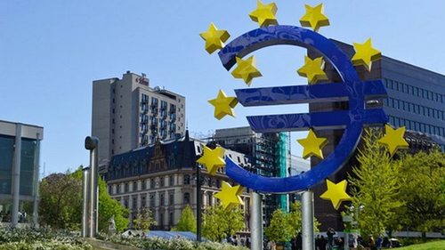 Инфляция в еврозоне в сентябре замедлилась до минимума с октября 2021 года