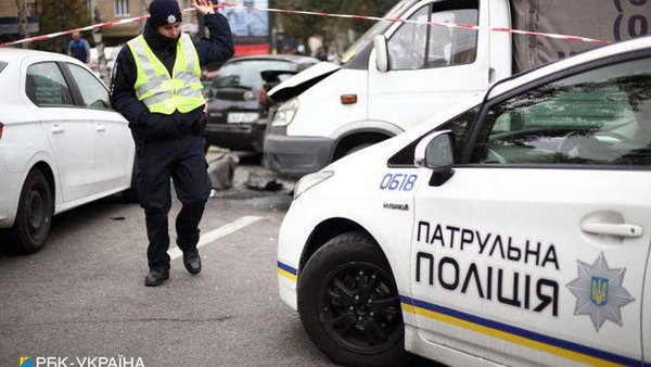 Во Львове полицейские сбили прохожего: он в больнице
