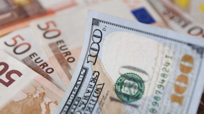 НБУ опустил курс доллара до минимума с момента перехода к «управляемой гибкости»