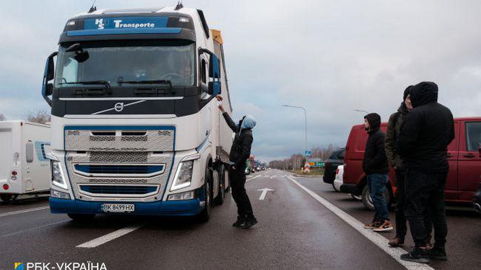 Польша усилит проверку украинских грузовиков на границе