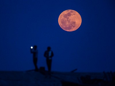 «Кровавая луна» над Украиной: где и когда наблюдать затмение