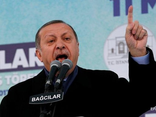 Президент Турции назвал Голландию «банановой республикой»