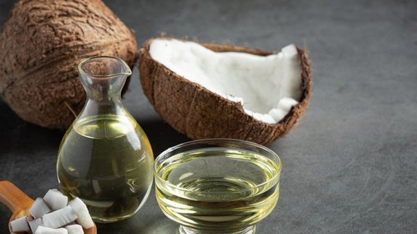 Темная сторона кокосового масла: ученые развенчали мифы об этом «суперпродукте»