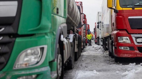 В очередях на границе более 5 тыс. грузовиков — ГПСУ