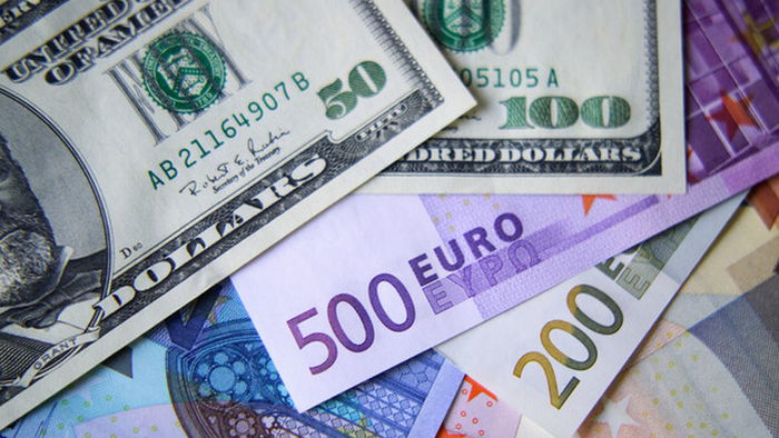 НБУ поднял официальный курс доллара до нового максимума