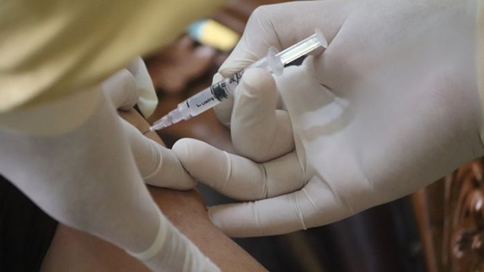В Украине бустерную дозу COVID-вакцины не сделали более 12 млн человек