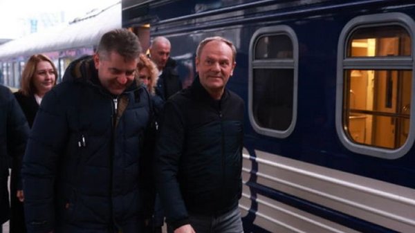 Премьер Польши Дональд Туск приехал в Украину