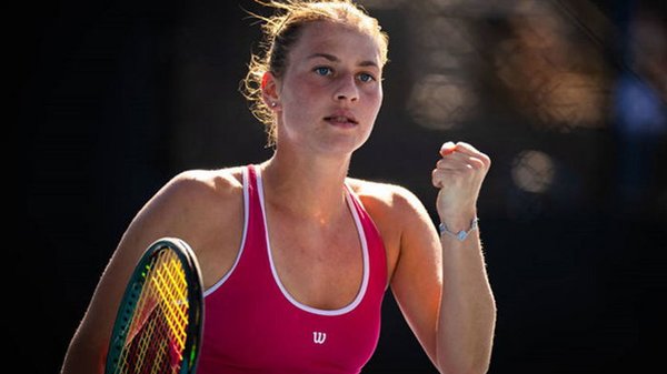 Australian Open: Костюк прошла в 1/8 финала, Цуренко — нет