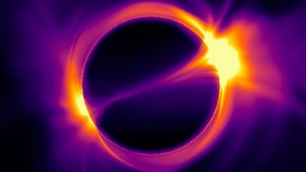 Прорыв в астрономии. Обнаружена уникальная черная дыра: таких еще никогда не находили (фото)