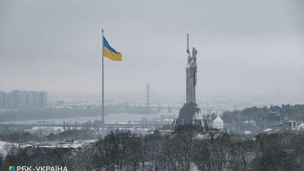 На западе потеплеет, местами в стране ожидается туман и гололедица: погода на завтра