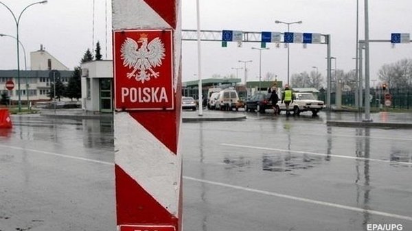 На границе с Польшей оживилось движение грузовиков — ГПСУ