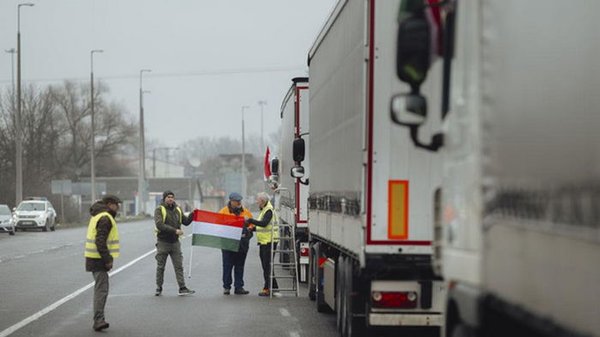 Венгерские фермеры организуют протесты на границе с Украиной