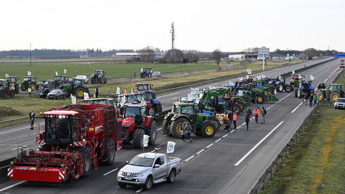 Чешские фермеры угрожают перекрыть границу: причина