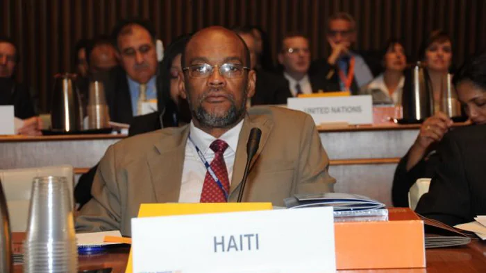 На фоне восстания банд. Премьер Гаити подал в отставку