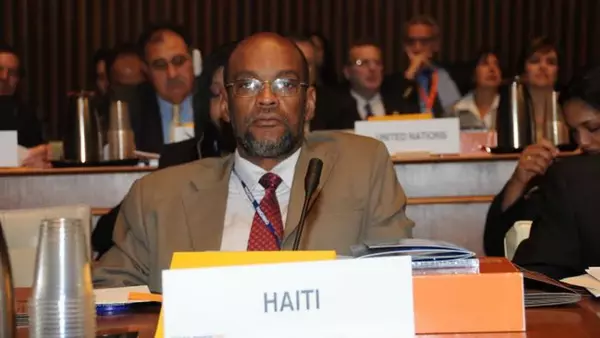 На фоне восстания банд. Премьер Гаити подал в отставку