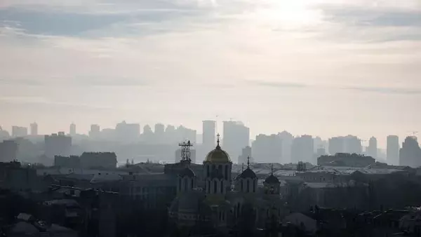 Видимость до 500 м. В ближайший час Киеве накроет туман