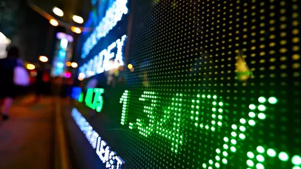 Зеленский подписал закон о реформе фондового рынка
