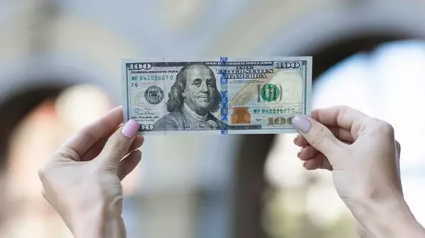 НБУ допустил отказ от привязки курса гривны к доллару