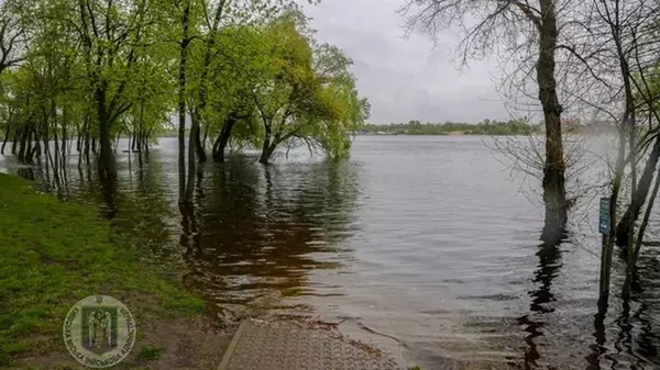 В реке Днепр упал уровень воды — КГВА