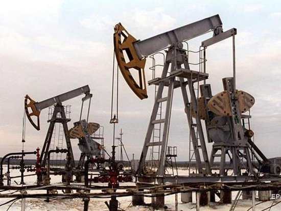 В РФ предрекли падение цены на нефть до $40