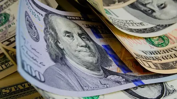 НБУ снова поднял официальный курс доллара