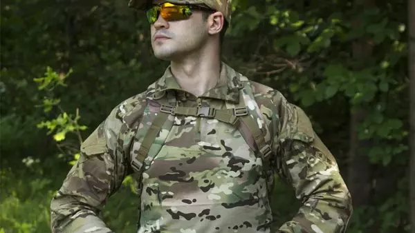 Переваги та особливості військового одягу