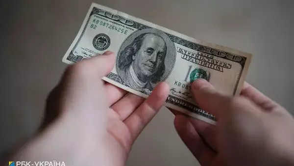 Пятый рекорд за неделю: НБУ снова повысил курс доллара
