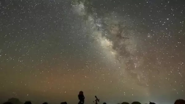 Сколько звезд в Млечном Пути умирает каждый год: ответ может удивить
