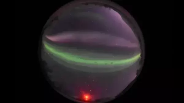 У явления, подобному полярному сиянию, обнаружен тайный двойник: возникает перед рассветом (фото)