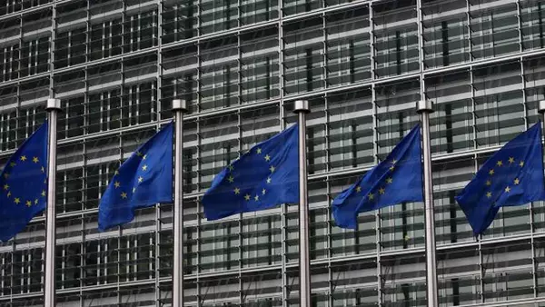 Ряд стран ЕС призвал начать вступительные переговоры с Украиной и Молдовой в июне