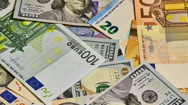 НБУ снижает курс доллара второй день подряд