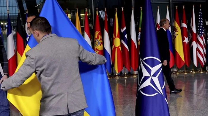 На пути Украины в НАТО стоит коррупция — СМИ