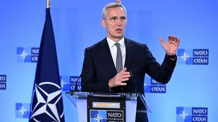 Китай бросает вызов НАТО и коллективному Западу, — Столтенберг