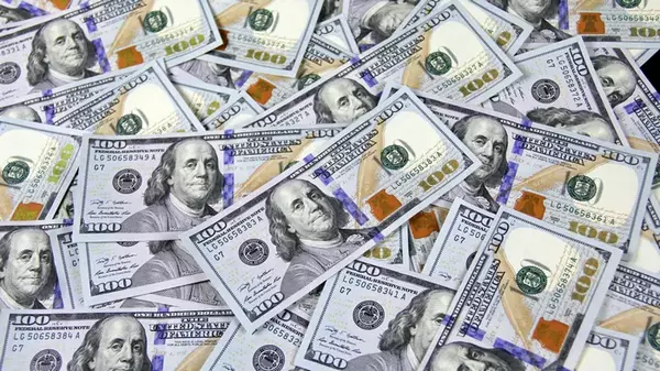 НБУ назвал причины высокого спроса на валюту и рост курса доллара