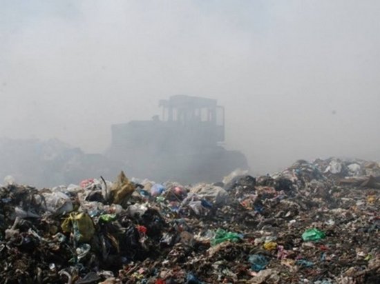 Украина утопает в мусоре — Bloomberg
