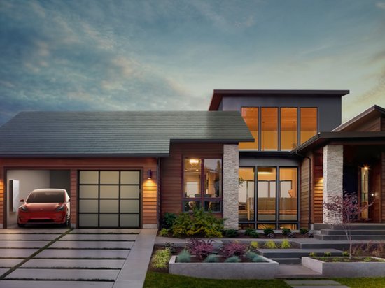 В Tesla озвучили дату начала производства солнечных крыш