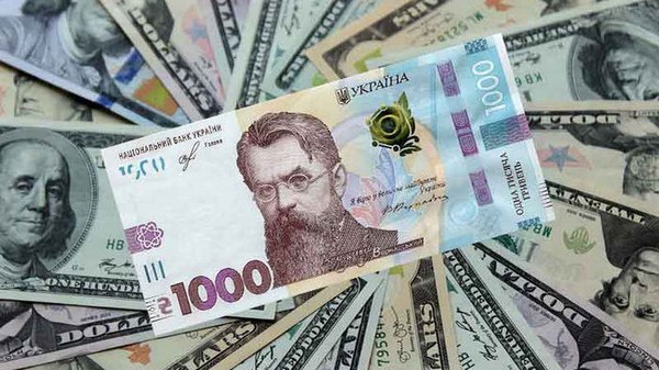 Продавать или покупать валюту на этой неделе: эксперты дали украинцам советы