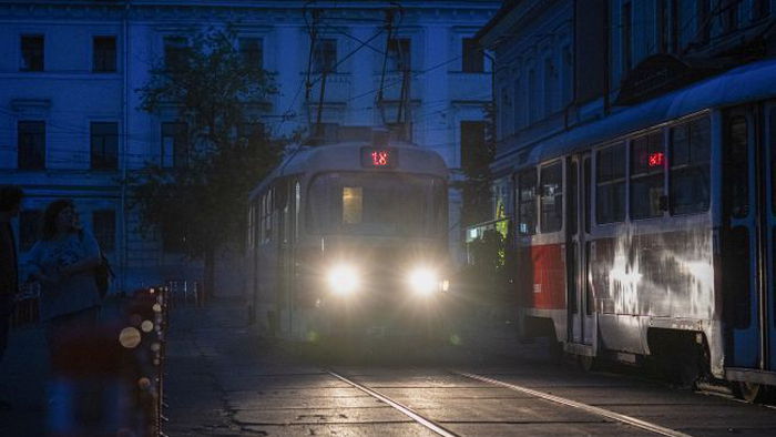 Укрэнерго определило время наибольших отключений света на сегодня