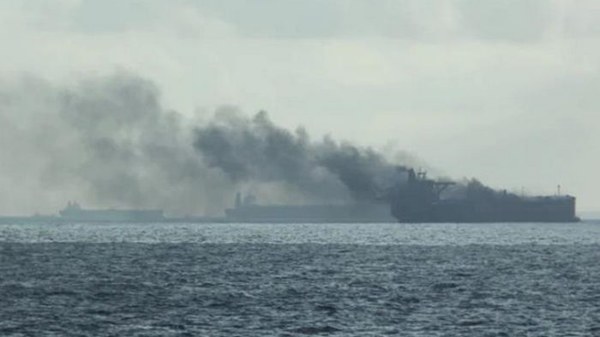 У берегов Сингапура столкнулись два танкера