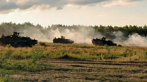 В Польше военные случайно попали в гражданское здание