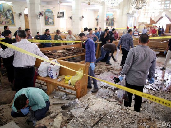Египет ввел чрезвычайное положение после взрывов в церквях