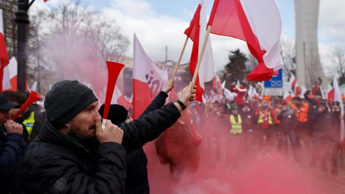 Польские фермеры анонсировали масштабный протест в Варшаве против импорта из Украины