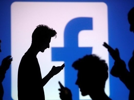 Фейсбук заблокировал 30 тысяч аккаунтов во Франции