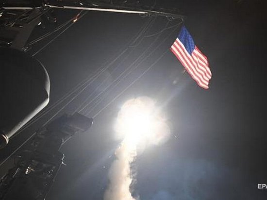 51% американцев поддержали ракетный удар по Сирии — опрос