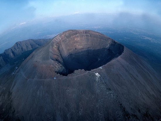 Ученые назвали самые опасные вулканы на планете