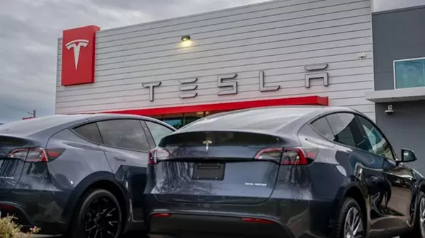Капитализация Tesla упала ниже психологического предела